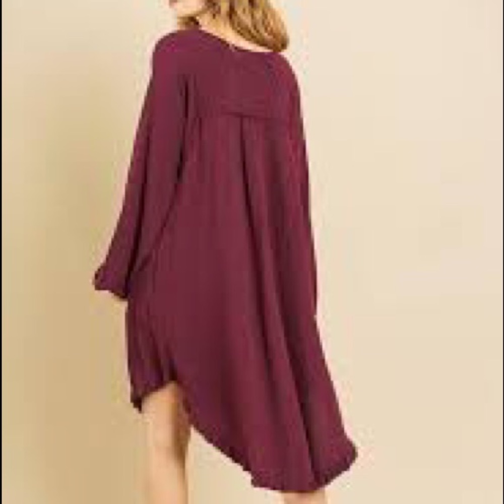 4/$20🛍 Wine Dress/Tunic with Frayed high low hem